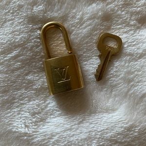 Authentic Louis Vuitton Lock and Key #308